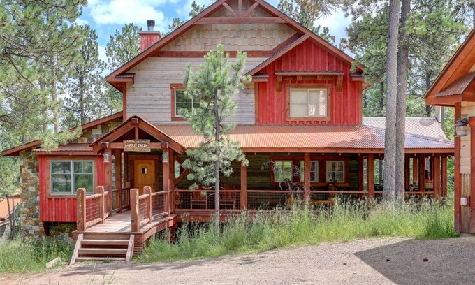 Deadwood Cabin | Ore Car Lodge - Cozy Retreat with Outdoor Fireplace & Spa