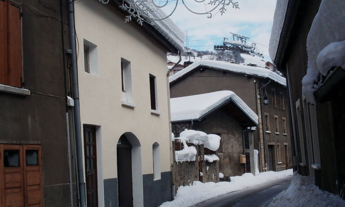 Orelle House | Orelle: Family-Friendly Stay with Pool & Garage Access