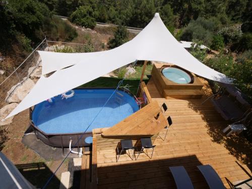 Kfar Vradim Villa | Oren's Place: Ideal Family Retreat with Pool & Ocean Views