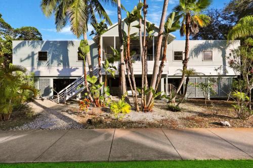 Longbeach Village House | Discover the Unique Charm of Orient Expressed Hotel