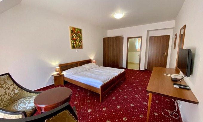 Ceske Budejovice Hotel | Relaxing Retreat at Orient Spa with Family-Friendly Amenities