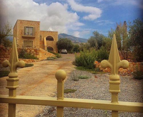 Agios Nikolaos Apartment | Discover Orion Residence Mani: Pet-Friendly & Child Friendly