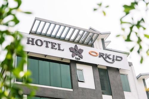 Bandar Mahkota Cheras Hotel | Budget-Friendly Orkid Inn Mahkota Cheras with Dining & Kids' Area