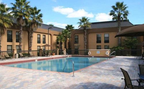 Orlando Hotel | Family-Friendly Orlando Palms with Pool Access Awaits You