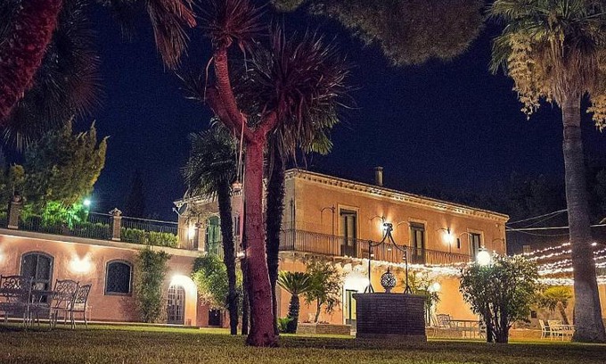 Mascalucia Bed & Breakfast | Orlando Family Getaway: Quadruple Room with Private Bath