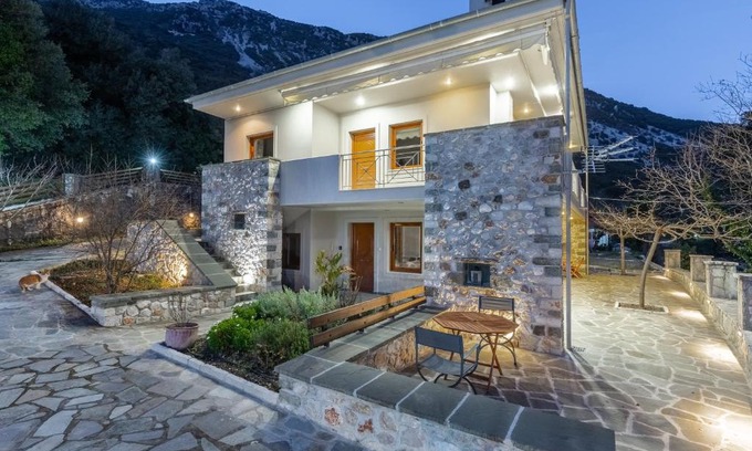 North Tzoumerka House | Pet-Friendly Orminia House Upper Level - Guest Rated 9.8