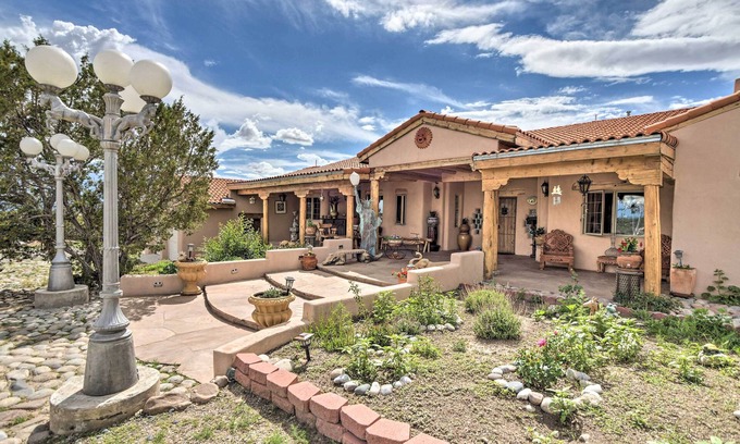 Santa Fe House | Elegant Santa Fe Adobe Retreat with Gazebo & Spa Amenities