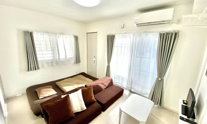 Naha Apartment | Cozy Retreat Near Oroku Station with Family-Friendly Amenities