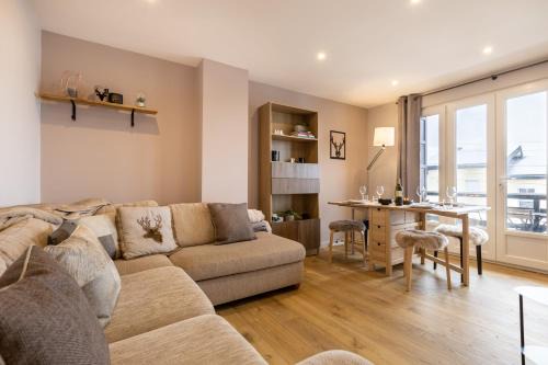 Font-Romeu-Odeillo-Via Apartment | Experience Comfort at Orpin - 4-Star, Child Friendly Stay