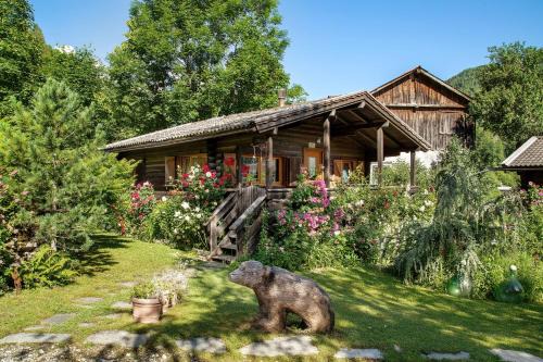Forno di Zoldo Ski Chalet | Pet-Friendly Orserose Chalet 1 La Bilancia: Rated 9/10
