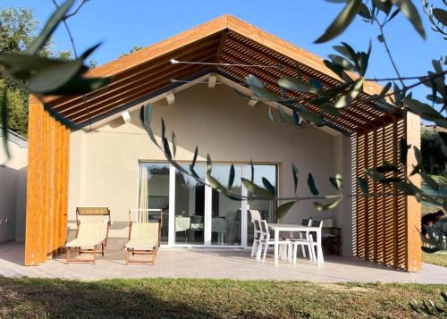 Montemaggiore al Metauro House | Discover Orto della Lepre: Pet-Friendly Oceanfront Retreat