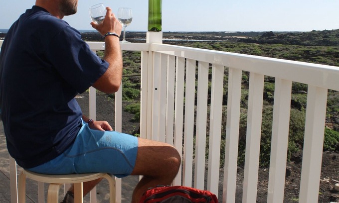 Orzola Apartment | Unwind at Orzola Sea: Spa, Breakfast & Family-Friendly Fun