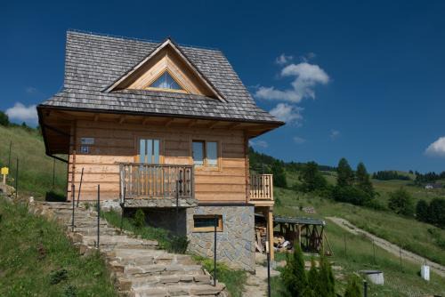 Jaworki Ski Chalet | Experience Comfort at Osada Jaworki with Pool & Stunning Views