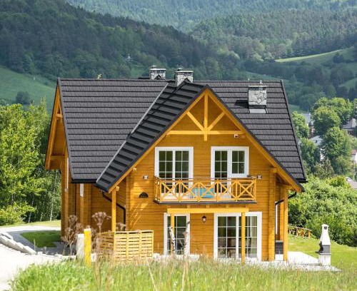 Krynica-Zdroj House | Pet-Friendly Escape at Osada Wielkie Nieba - 4-Star Haven