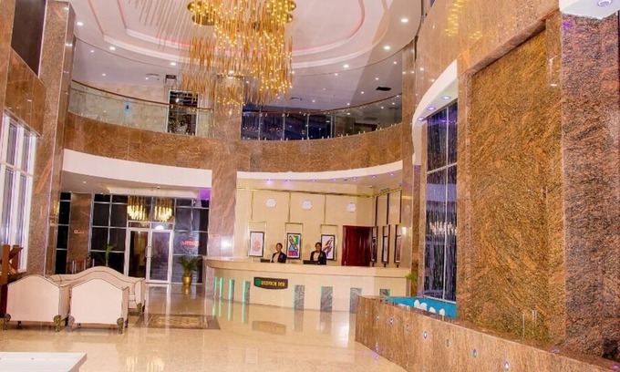 Port Harcourt Hotel | Osborn La Palm Royal Resort: Family-Friendly Getaway