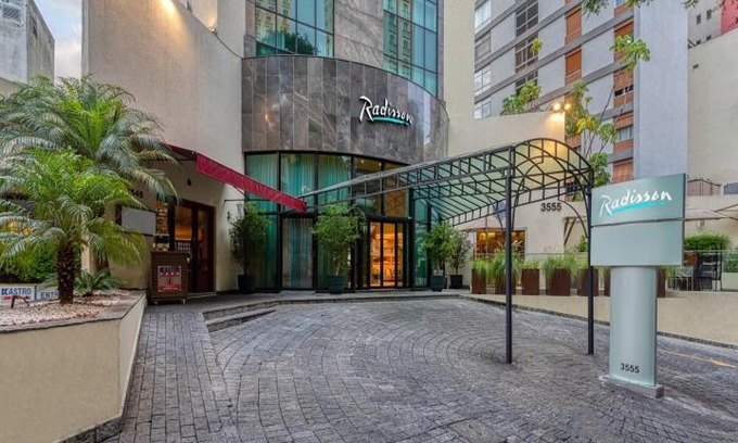 Cerqueira Cesar Apartment | Experience OSCAR FREIRE INNSiDE JARDINS with Pool & Ocean Views
