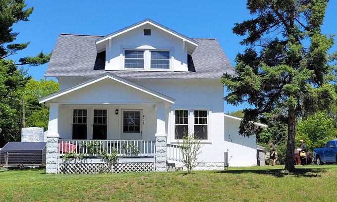 Oscoda House | Oscoda Hilltop Haven - Great Location near Beach and Downtown! Pet-Friendly with New Central A/C!