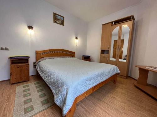 Yaremche Hotel | Top-Rated Oskolok Dovbusha Mini-Hotel: Pet & Family Friendly