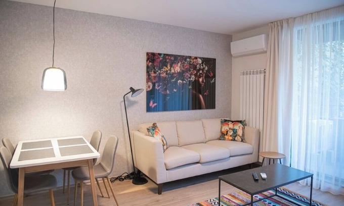 rajon Vrabnitsa Apartment | Modern Oslo Apartment with Convenient Parking for Families