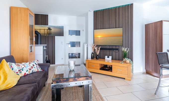Ostseebad Boltenhagen Apartment | Oceanfront Escape: Haus Ostseedüne with Ocean Views