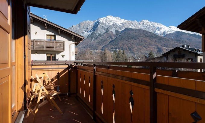Santa Lucia Apartment | Comfortable Stay at Osteglio 15 Frodolfo with Breakfast
