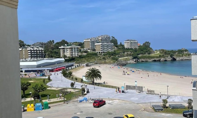 Castro Urdiales Apartment | Beach View Apartment at Ostende - Rated 9.2/10, Pet Friendly