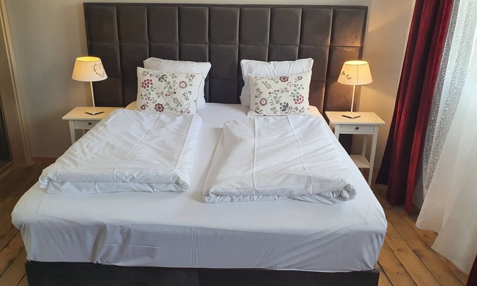 Cochem Hotel | Discover Osteria Del Vino Cochem: Family-Friendly Stay