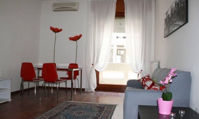 Quartiere XXXIII Lido di Ostia Ponente Apartment | Discover Ostia Lido: Beachfront Apartment Near Rome