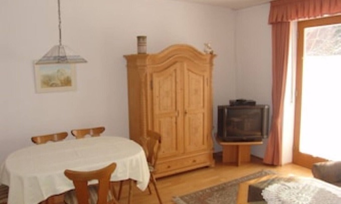 Hinterstein Apartment | Ideal Getaway at Ostrach, House Dora with Pool & Ocean Views