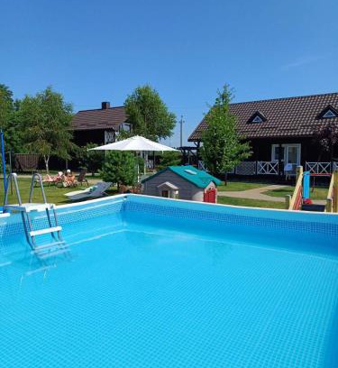 Volyn Oblast Resort | Ostrivky: Pet-Friendly Hotel with Oceanfront Pool & Breakfast
