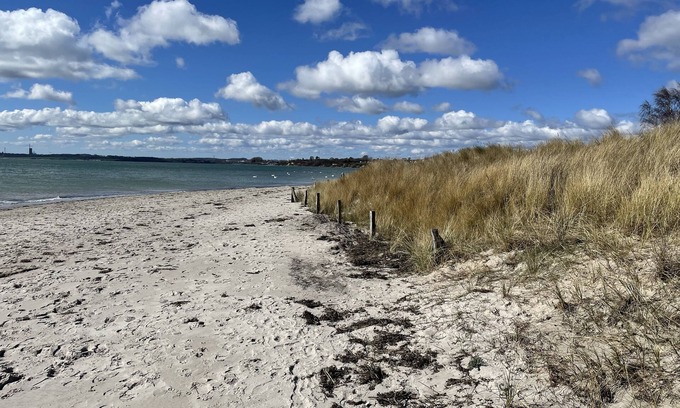Bosau House | Top-Rated Ostsee Ferienwohnung with Pool in Holstein