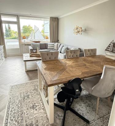Groemitz Apartment | Ostsee Küstenliebe Grömitz: Pet-Friendly Oceanfront Escape