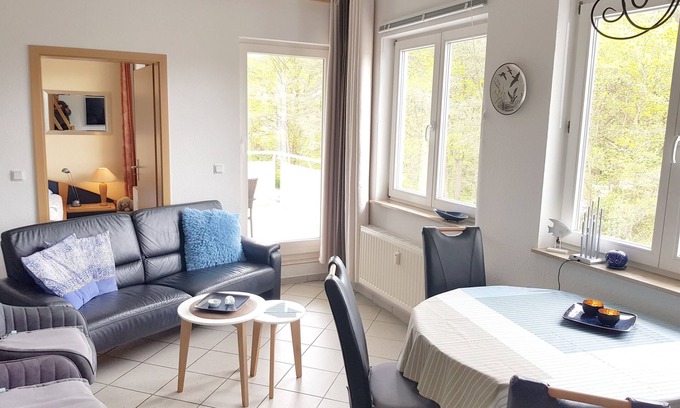 Karlshagen Apartment | Beachside Retreat with Ocean Views and Pool Access