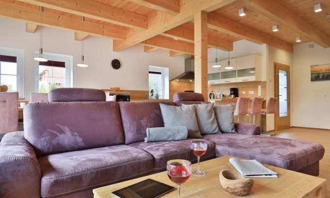 Gross Schwansee Apartment | Family-Friendly Ostseehaus Ulrich with Ocean View Amenities