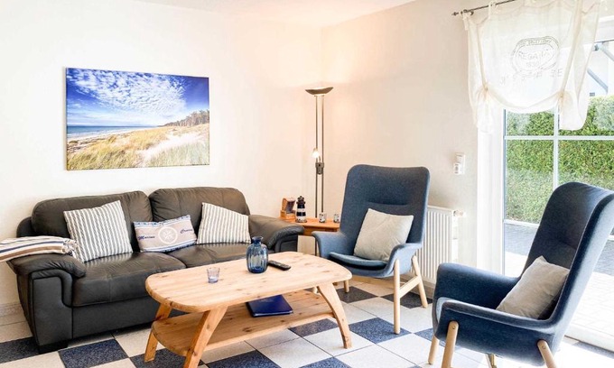 Wieck auf dem Darss House | Ostseeschwimmer: Family & Pet-Friendly Retreat, Rated 9/10