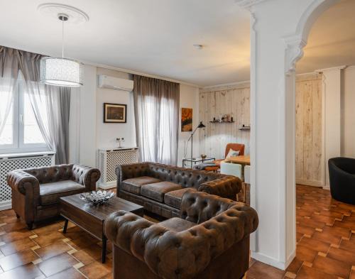 Old Town Baeza Apartment | Oteses11: Family-Friendly 4-Star Hotel with Top Ratings