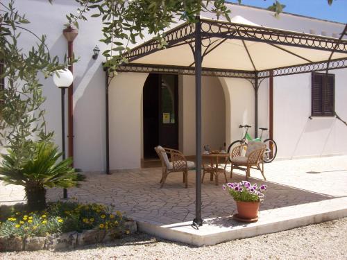 Uggiano la Chiesa Bed & Breakfast | 10/10 Rated Otranto Le Sancinare with Ocean View & Breakfast