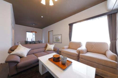 Saruhashi Villa | Family-Friendly Retreat at Otsuki Resonal Saruhashi Hotel