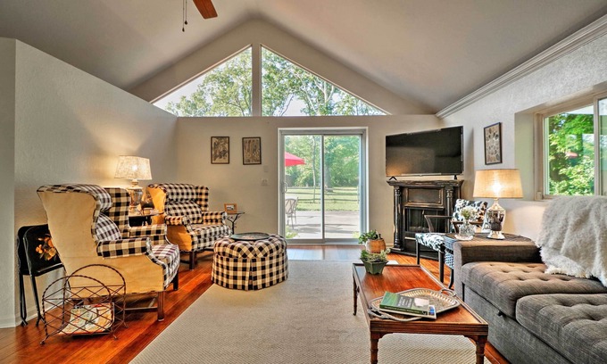 Bedford House | Family-Friendly Ottawa Lake Home w/BBQ Patio & Spa