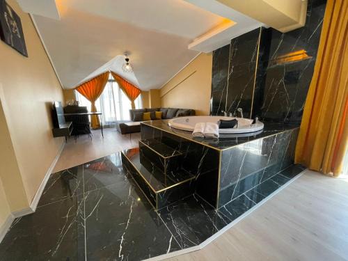 Maltepe Hotel | Comfortable OTTO LOFT Premium Apartments with Breakfast & More