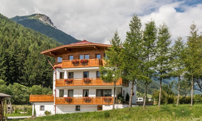 Brennero Apartment | Discover Ottohof - Feldblick: Oceanfront Bliss Awaits