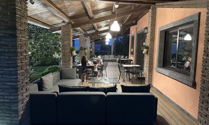 Tremestieri Etneo Bed & Breakfast | Relax at OttoMood B&B: Pool, Spa & Family-Friendly Fun