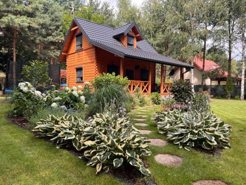 Wyszkow Villa | Pet-Friendly Escape at Otulina Gulczewo with Hot Tub