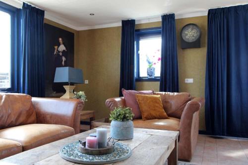 Municipality of Ede House | Pet-Friendly Oud-Hollands Huus: Top-Rated Getaway in Veluwe