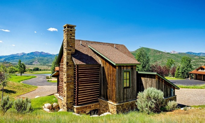 Snowmass Village House | Serene Cabin Retreat Near Aspen & Snowmass with Views