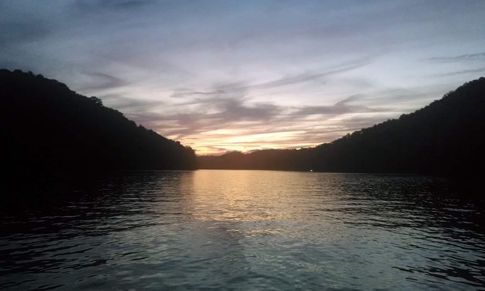 New Tazewell Boat Rental | Experience Our Happy Place: Floating Home with Lake View