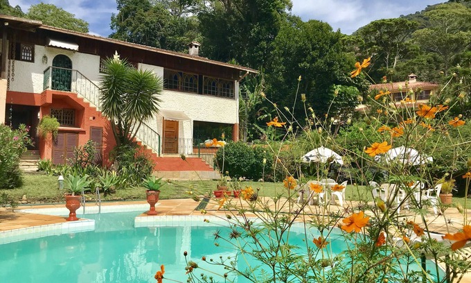 Teresopolis House | Escape to Our House in Terê with Private Pool & Pets Welcome
