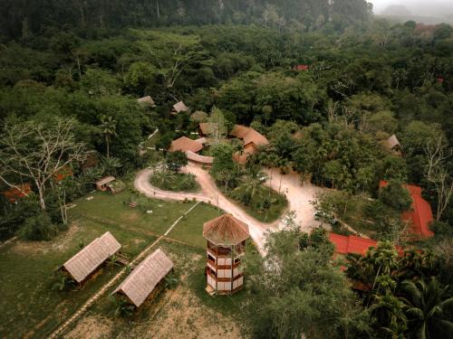 Khlong Sok Resort | Eco-Friendly Jungle Camp with Pet Amenities and Hot Tub