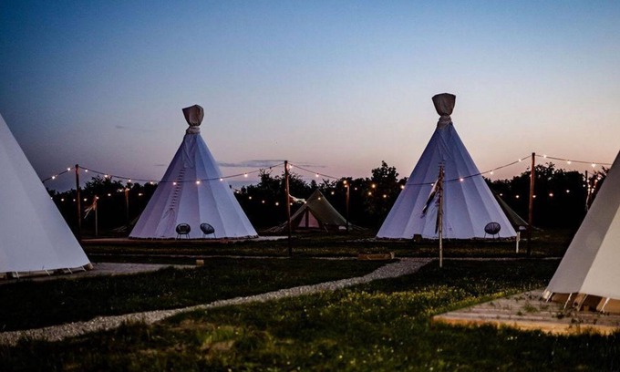Zuid-Beijerland House | Our Tipi! It is possible to stay in this tipi with 4 people.