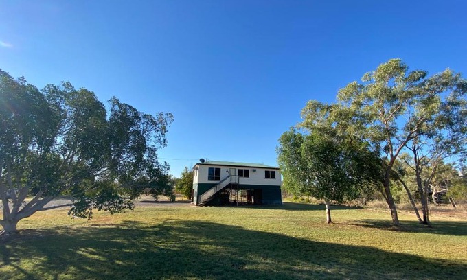 Cloncurry House | Pet-Friendly Outback Accommodation with Exceptional Reviews